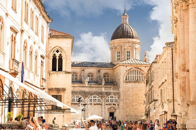 Private walking tour in Dubrovnik Old Town near the cathedral during a cruise ship shore excursion
