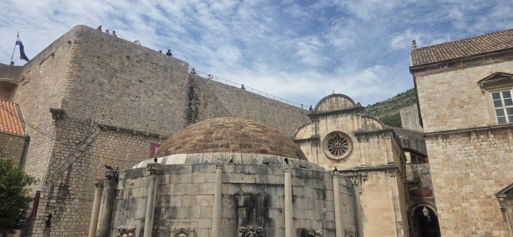 Large Onofrio’s Fountain in front of the Franciscan Monastery in Dubrovnik Old Town